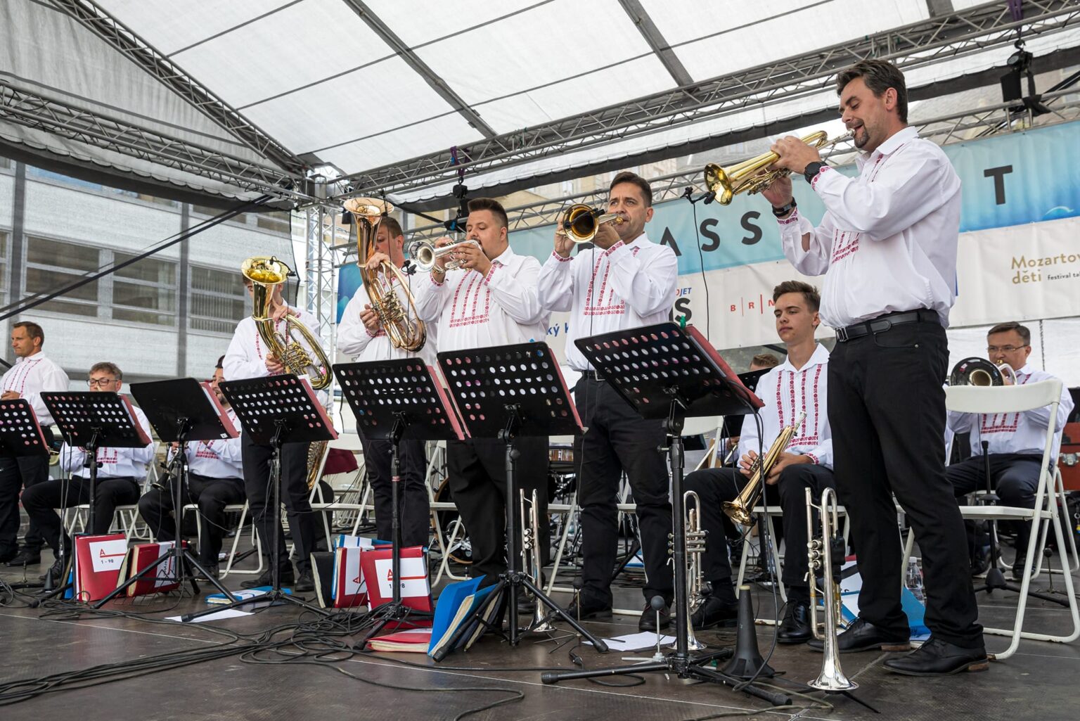 355102280_282369041023446_6891915772464817488_n