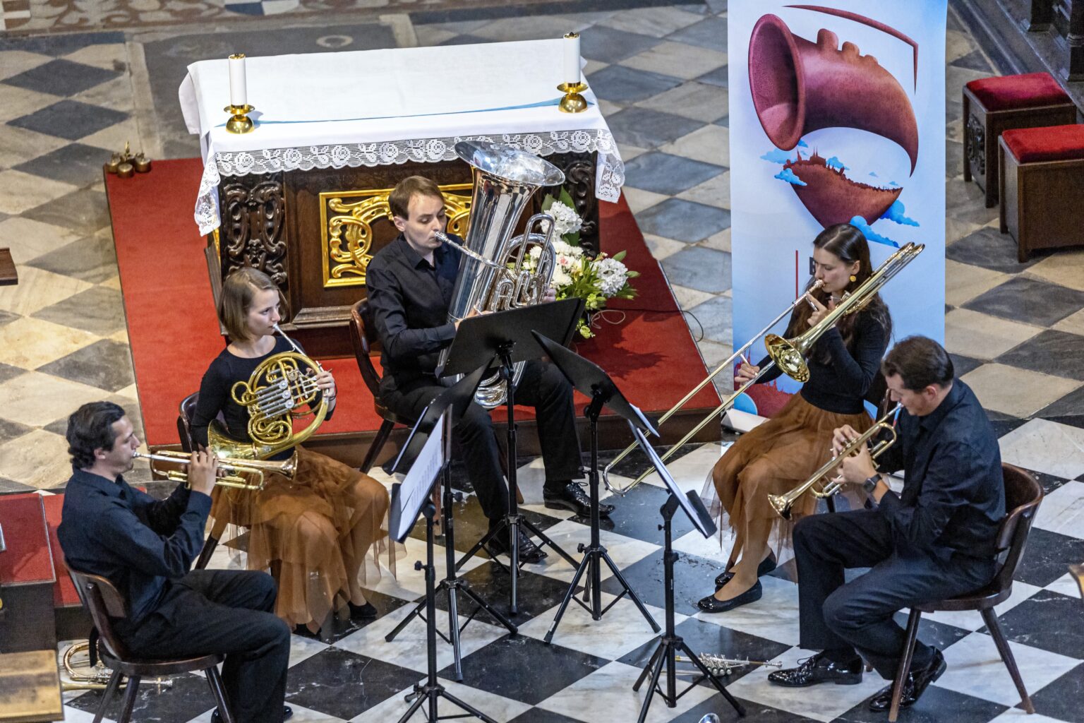 Kostel BBF_foto R. Vnenčák_archov BBF